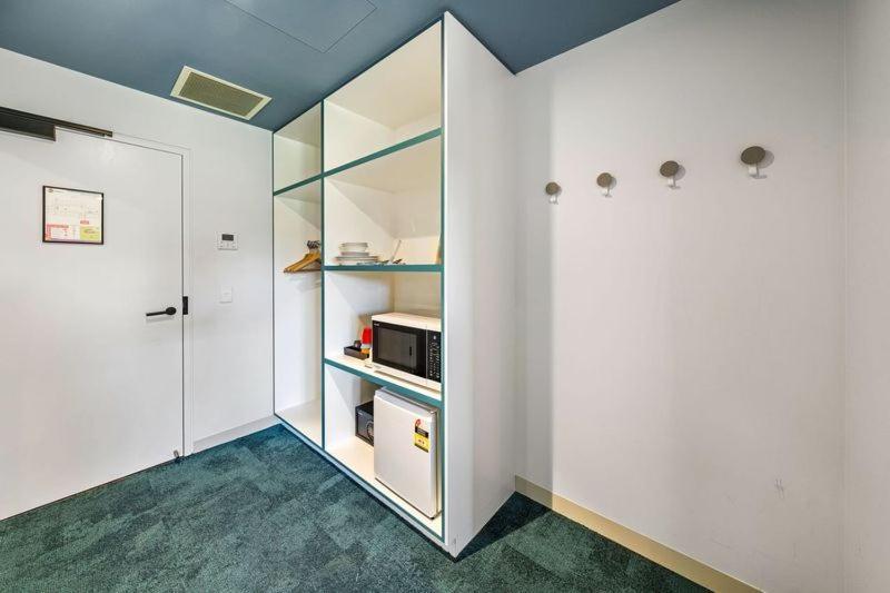 The Lodge, Blacktown - Sydney